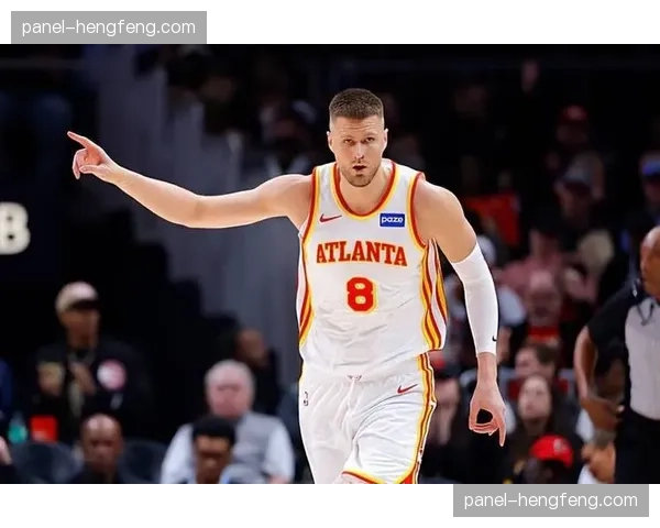 波尔津吉斯盛赞勇士进攻体系直言打法简洁自由享受其中 波尔津吉斯盛赞勇士进攻体系直言打法简洁自由享受其中